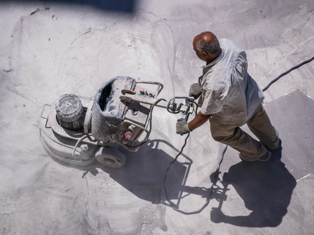 Nettoyage poncage sol beton